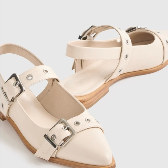 Quince Cream Buckle Loafers size 9 - Picture 3 of 10